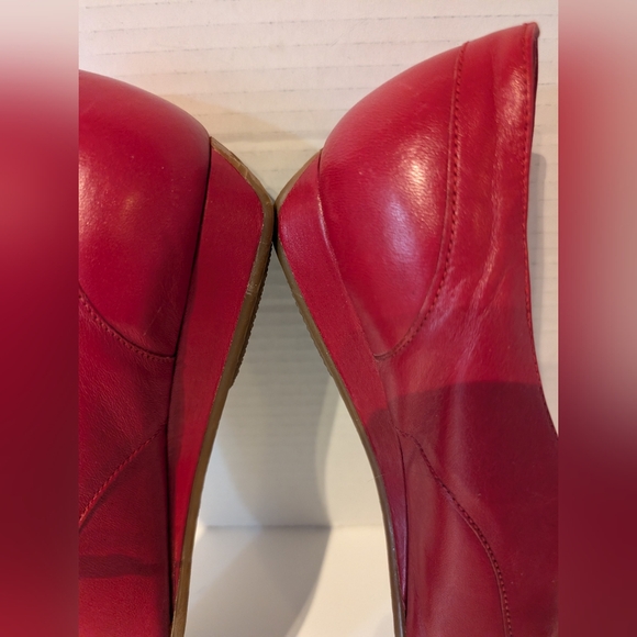 Trotters Red Ballet Style Red Leather Wedge Shoes Sz. 8WW - Picture 6 of 14
